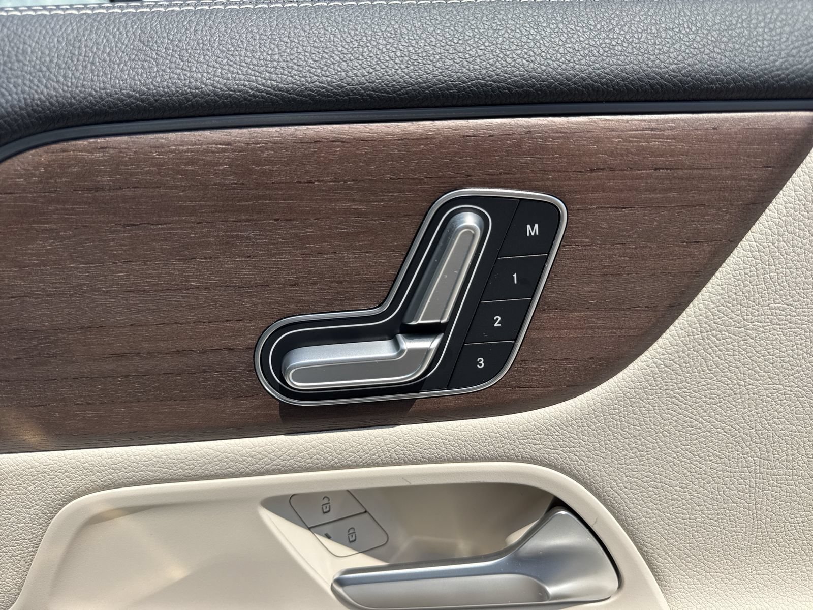 Certified 2023 Mercedes-Benz GLA 250 image 18