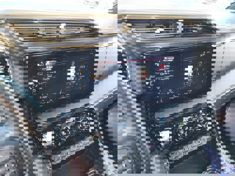 Used 2024 GMC Sierra 1500 AT4X image 21