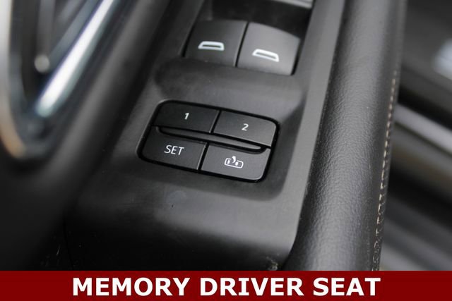 Used 2023 GMC Yukon SLT image 4