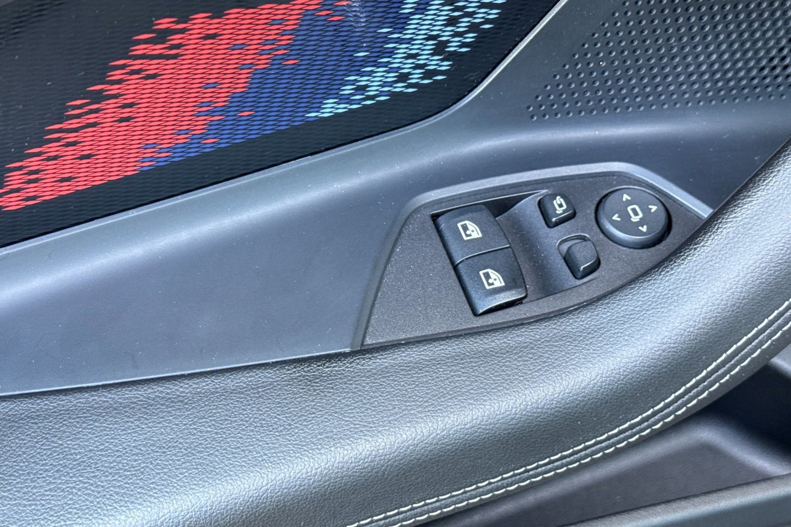 Used 2024 BMW M2 w/ Lighting Package RWD image 13