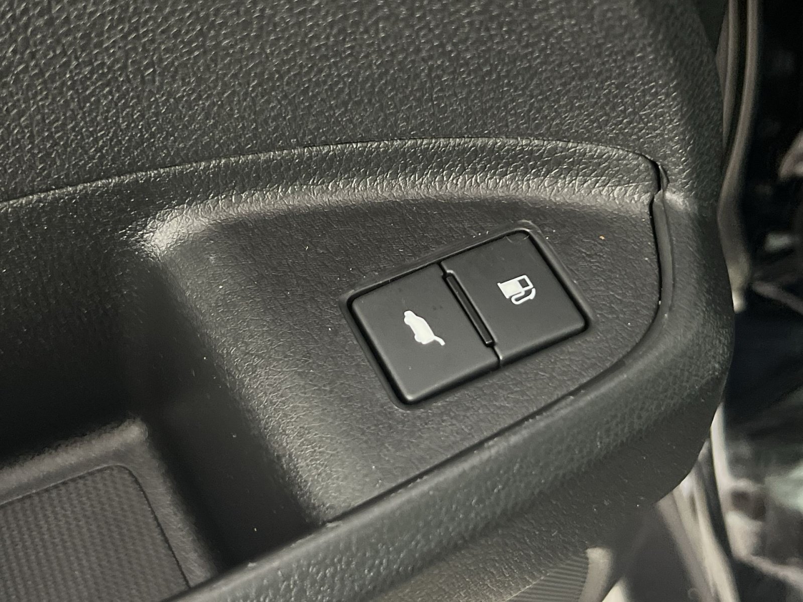 Used 2022 Honda Passport EX-L image 32