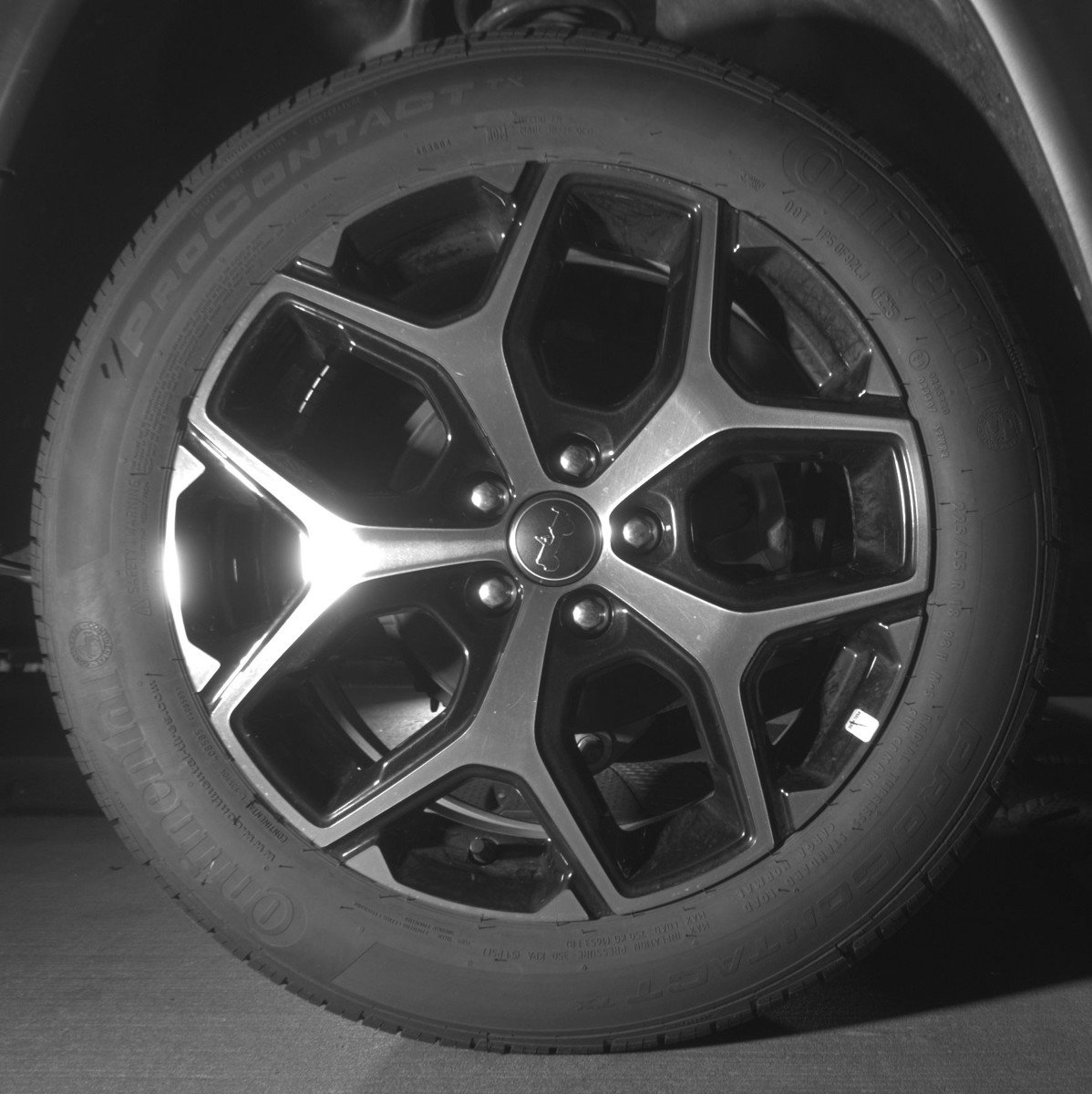 Used 2025 Jeep Compass Limited image 15