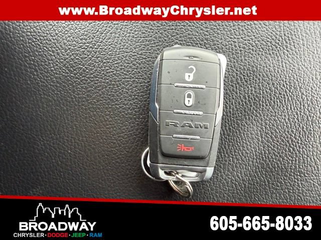 Used 2025 RAM 3500 Big Horn AWD/4WD image 21