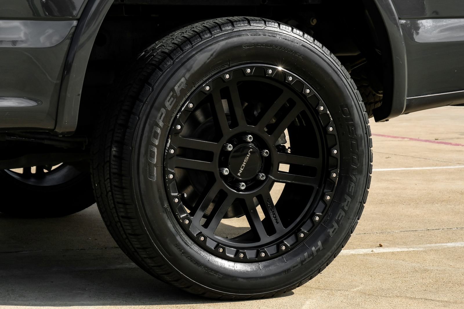 Used 2017 Ford F150 XLT w/ Equipment Group 302A Luxury AWD/4WD image 60