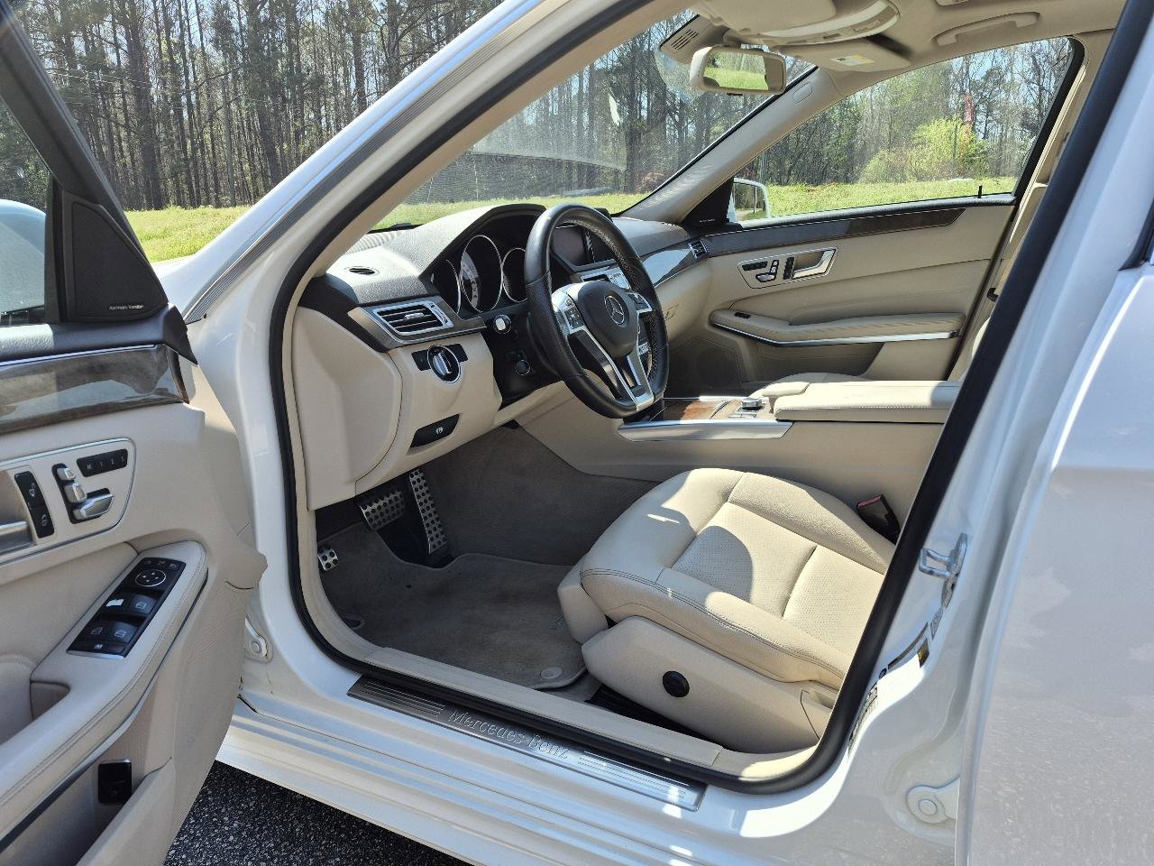 Used 2016 Mercedes-Benz E 350 Sedan image 12