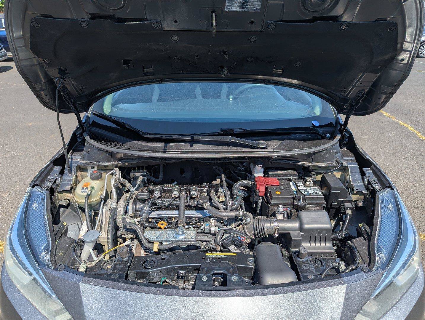 Used 2021 Nissan Versa SV FWD image 31