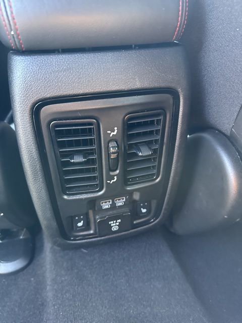 Used 2023 Dodge Durango GT image 22
