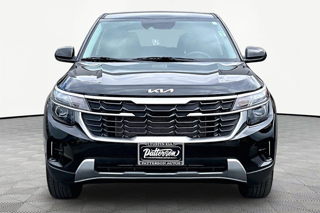 Used 2026 Kia Seltos LX AWD/4WD image 4