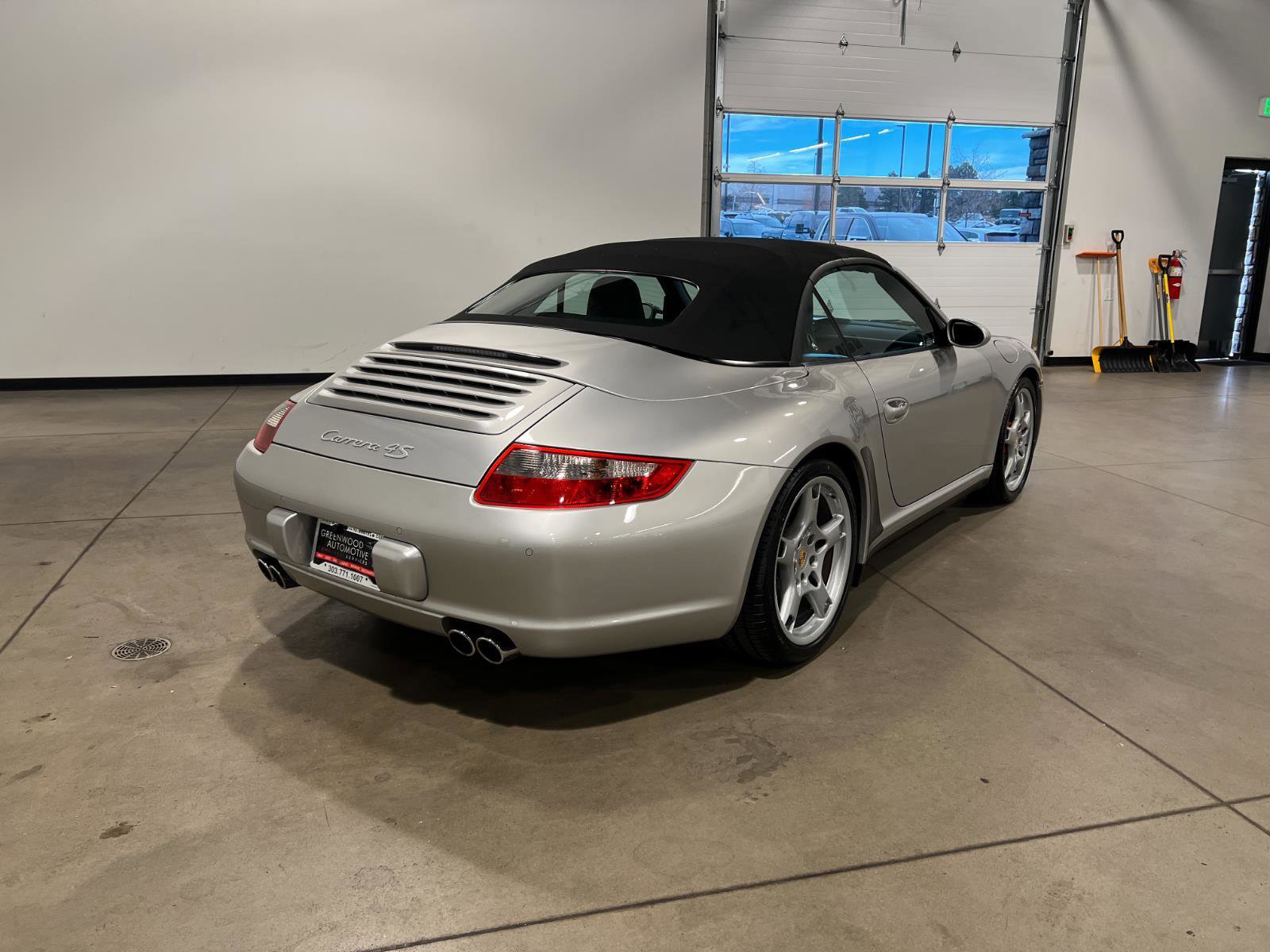 Used 2006 Porsche 911 Carrera 4S image 3