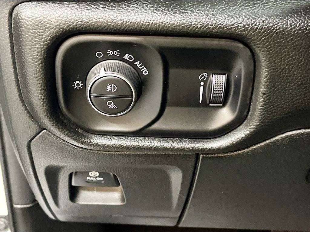 Used 2024 RAM 1500 Lone Star image 10