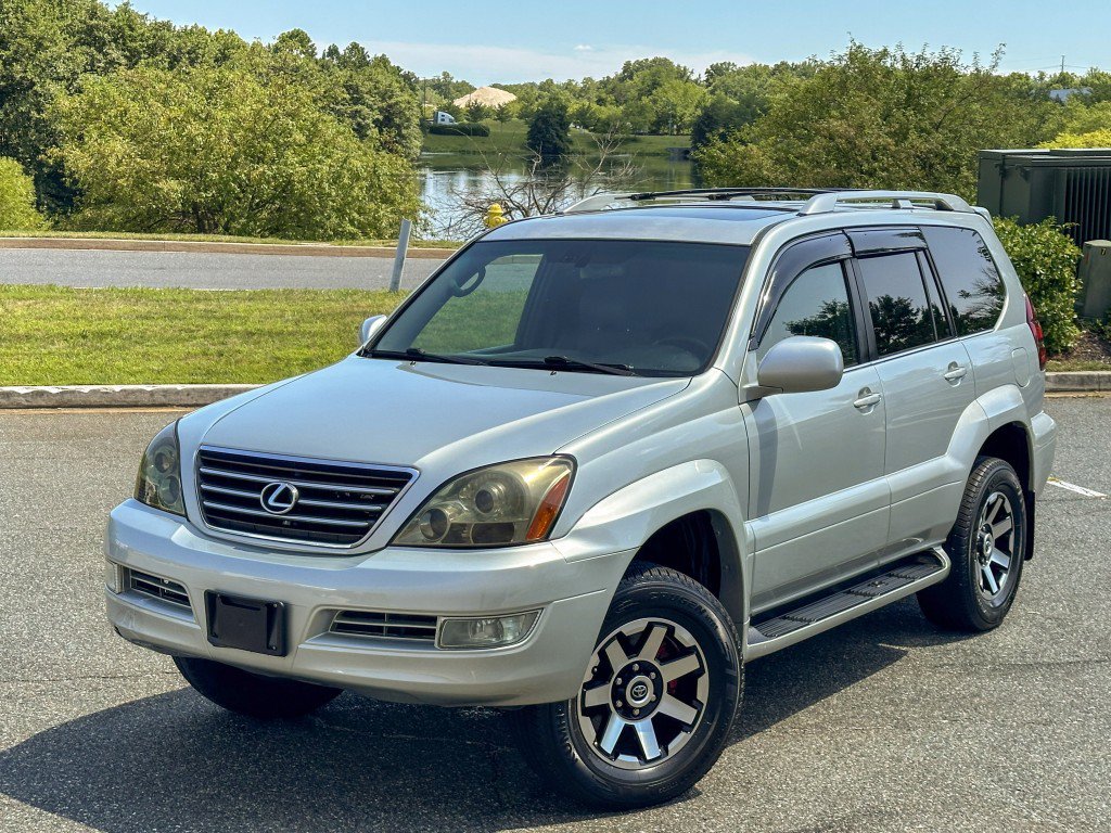 Used 2004 Lexus GX 470 w/ Preferred Accessory Pkg AWD/4WD image 4
