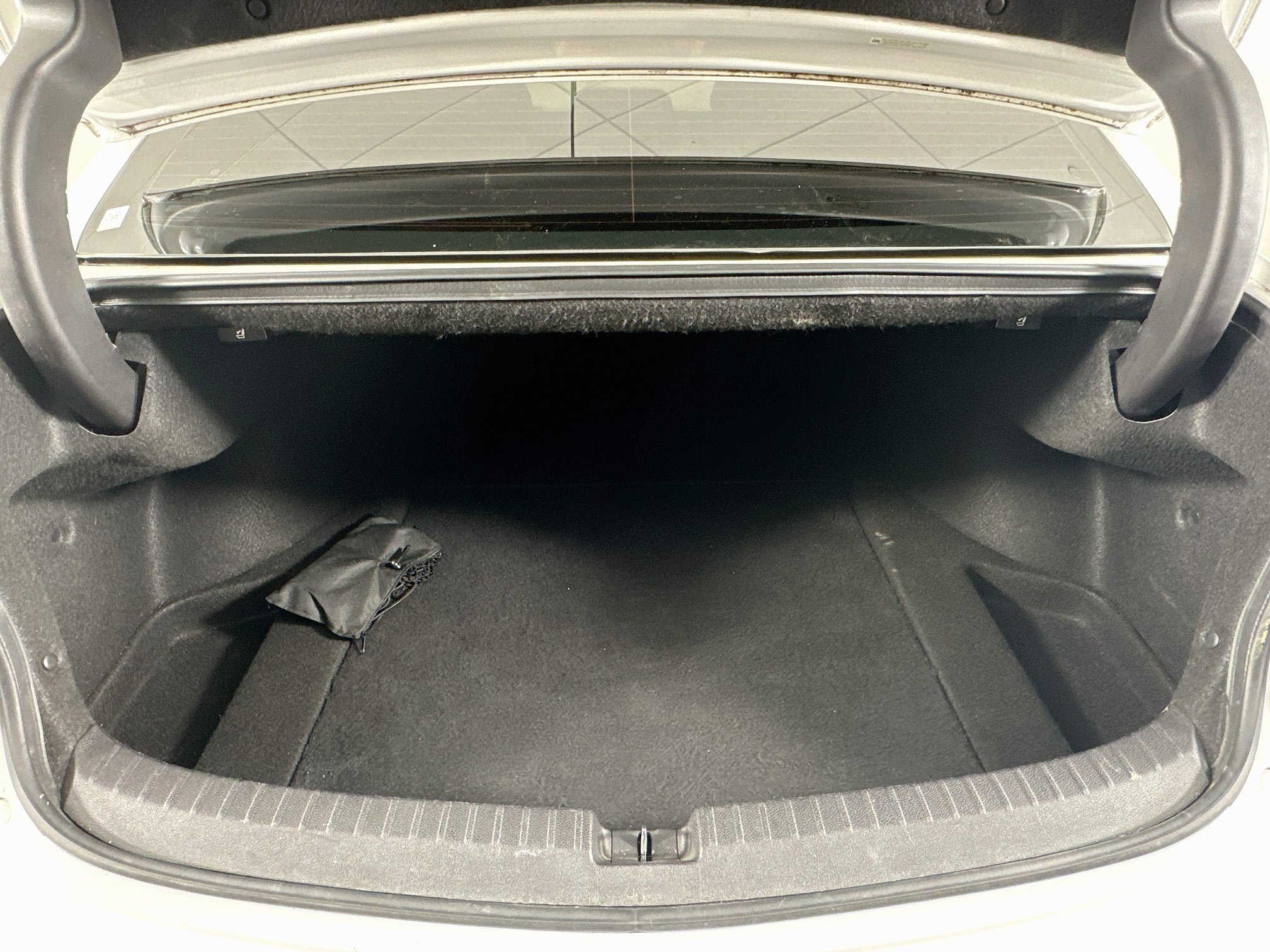 Used 2018 Acura TLX FWD image 28