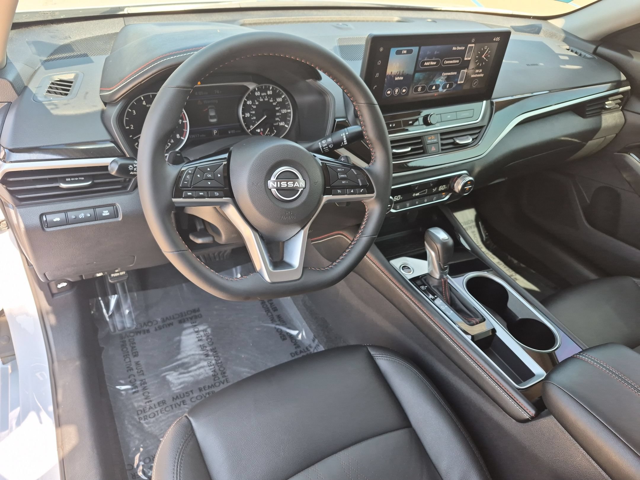 Used 2025 Nissan Altima 2.5 SR w/ SR Premium Package FWD image 10