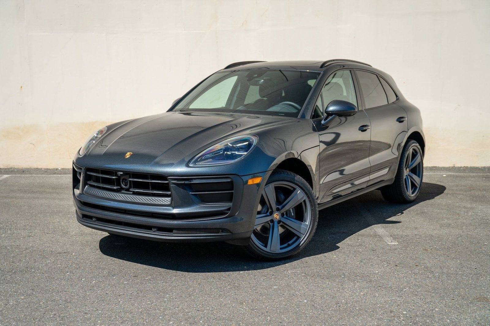 New 2025 Porsche Macan