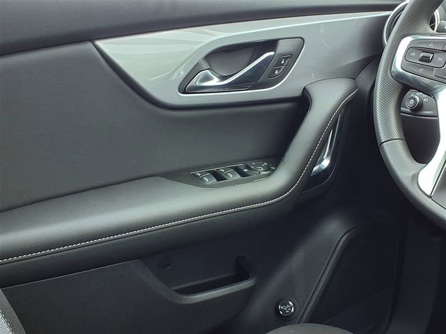 New 2026 Chevrolet Blazer LT w/ Convenience Package image 15