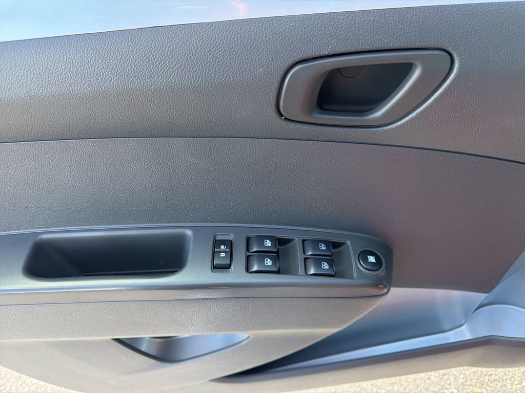 Used 2014 Chevrolet Spark LT image 22