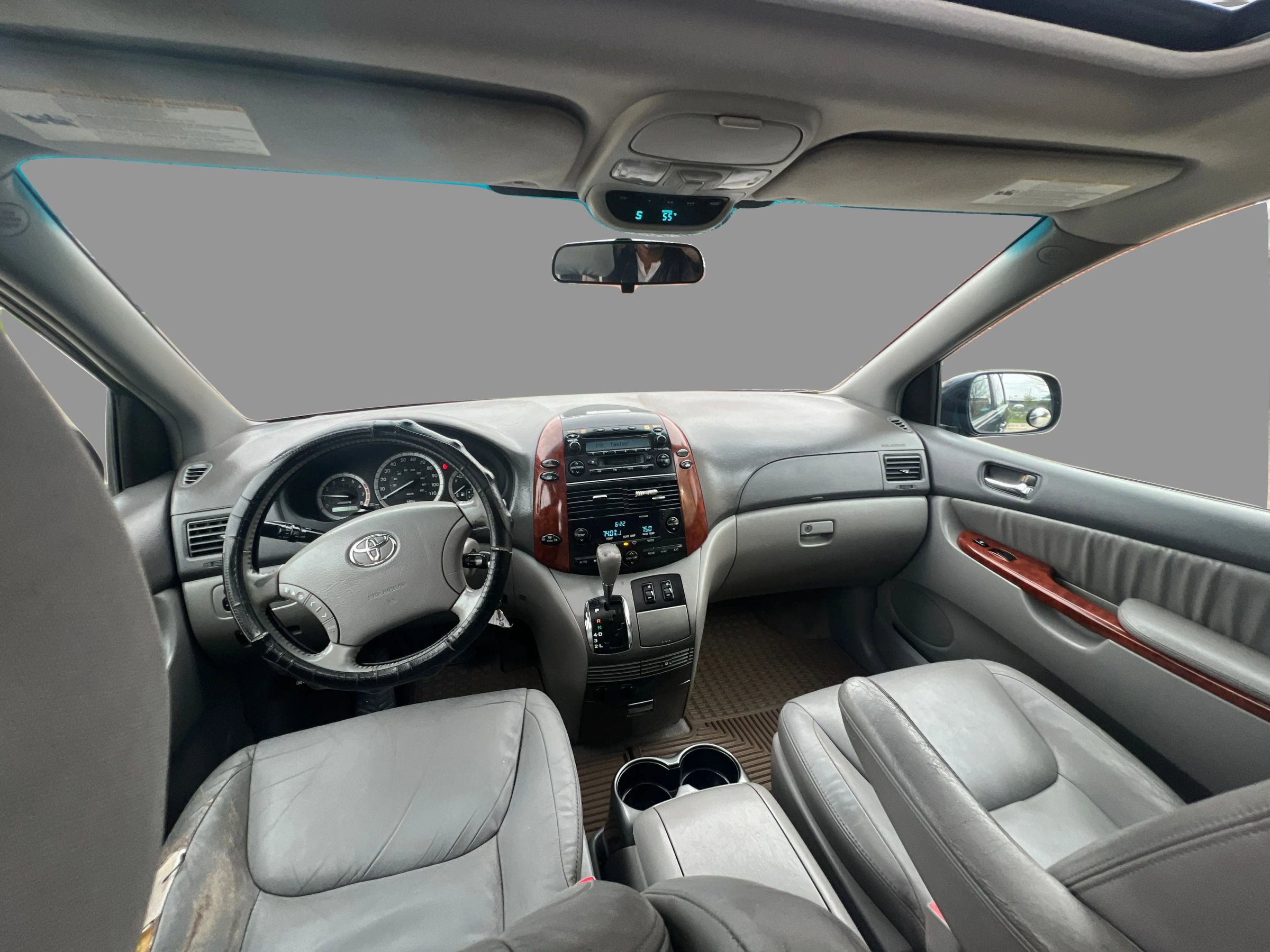 Used 2005 Toyota Sienna XLE image 22