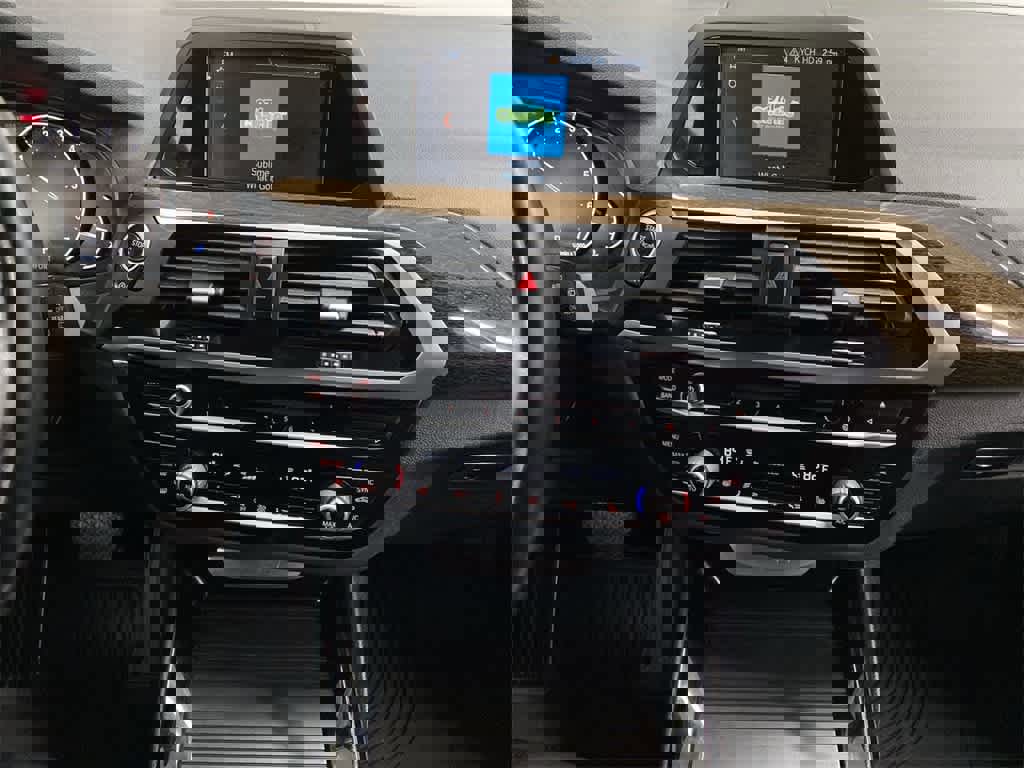 Used 2018 BMW X3 xDrive30i image 26