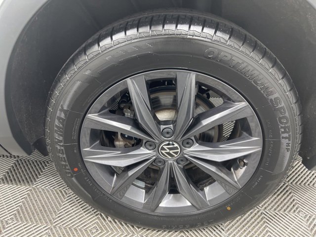 Used 2022 Volkswagen Tiguan SE image 10