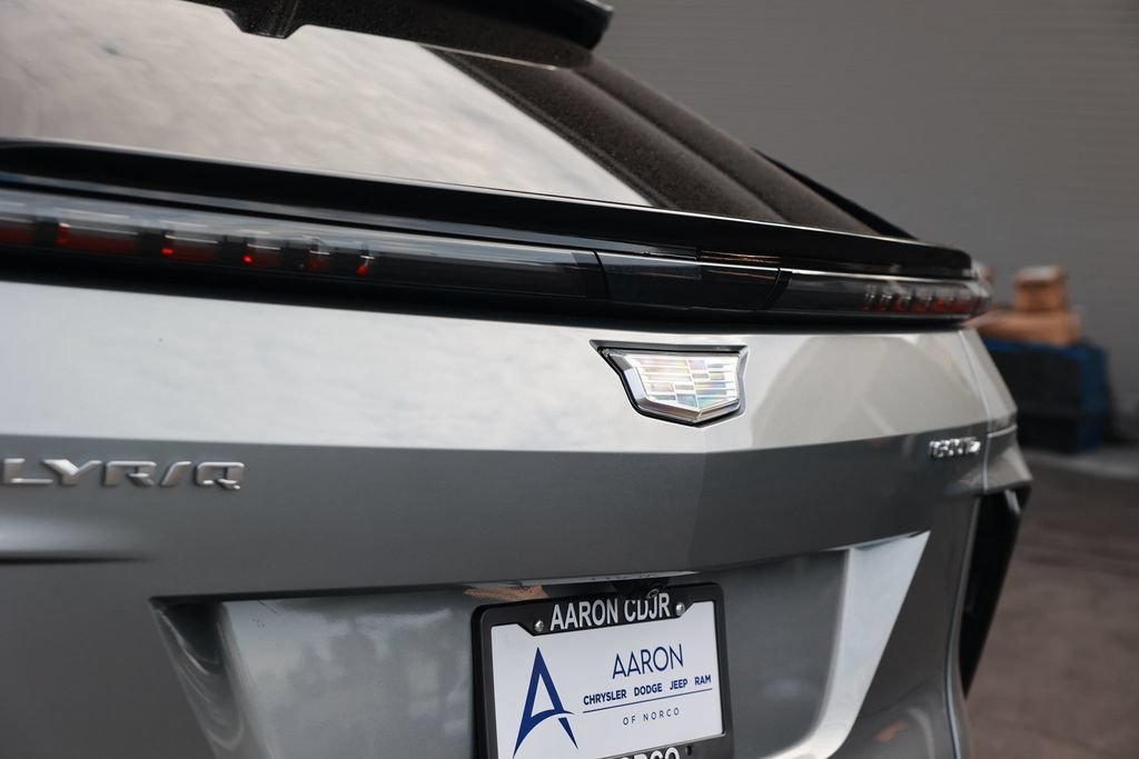 Used 2024 Cadillac Lyriq Sport AWD/4WD image 17
