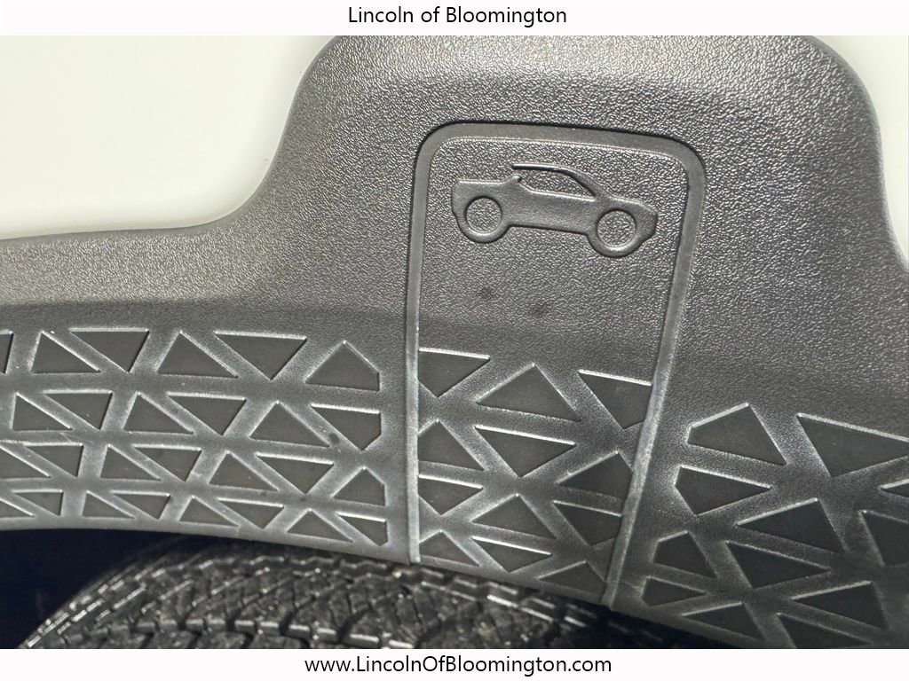 Used 2022 Hyundai Santa Cruz SEL Premium image 12