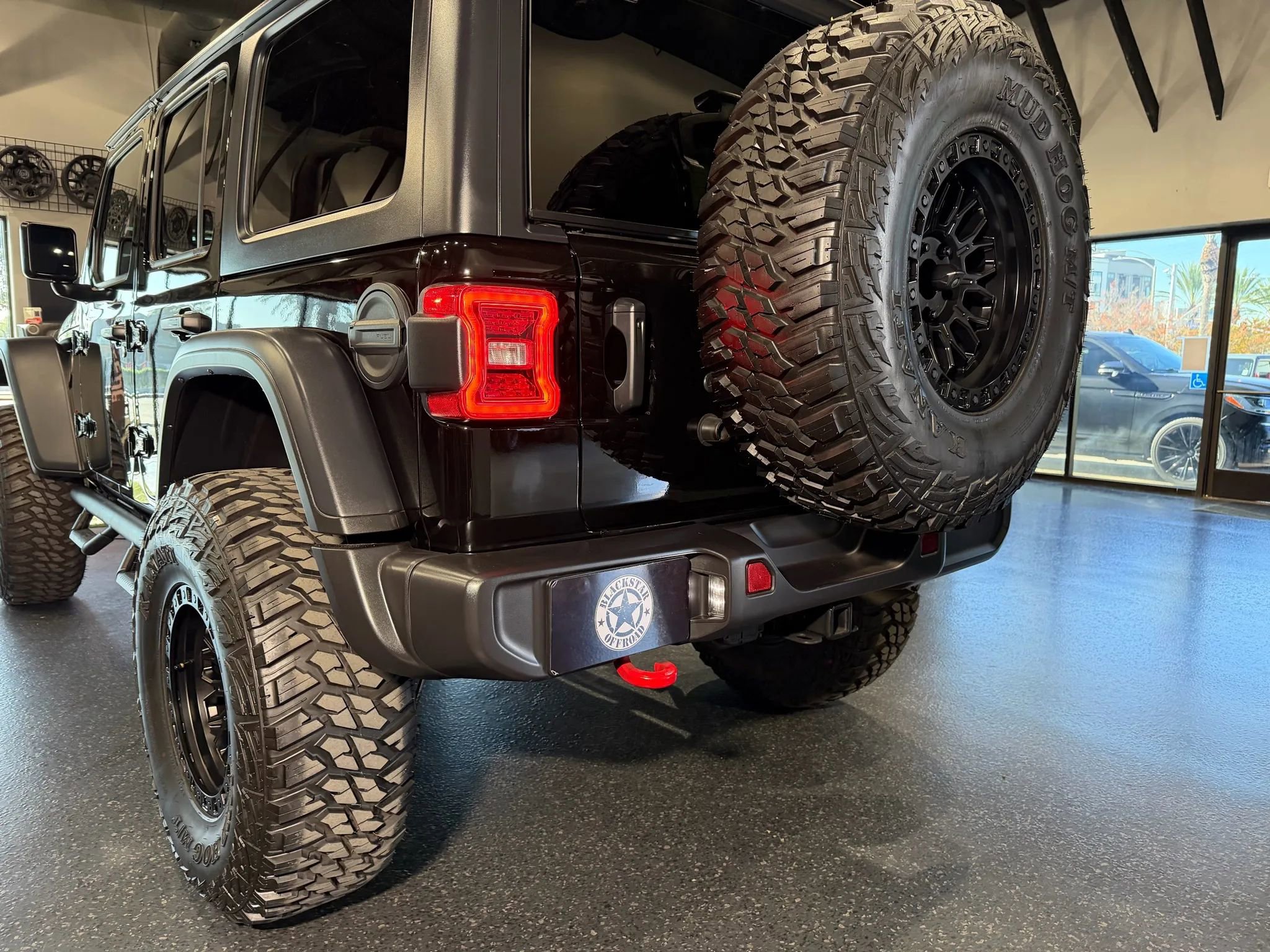 Used 2024 Jeep Wrangler Unlimited Rubicon image 10