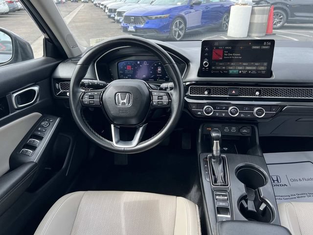 Used 2023 Honda Civic Touring image 7