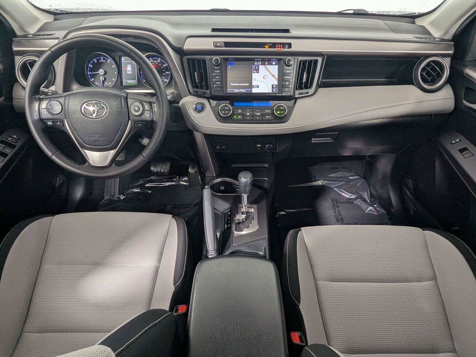 Used 2018 Toyota RAV4 XLE FWD image 40