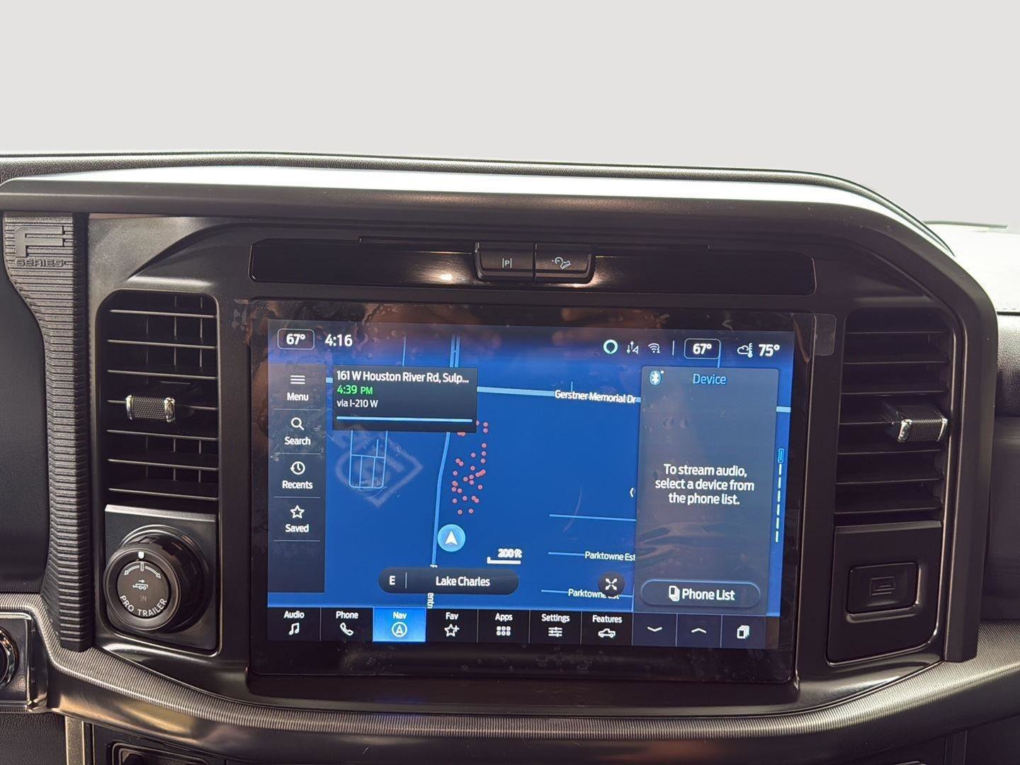 Used 2025 Ford F150 Lariat w/ Equipment Group 502A High image 18