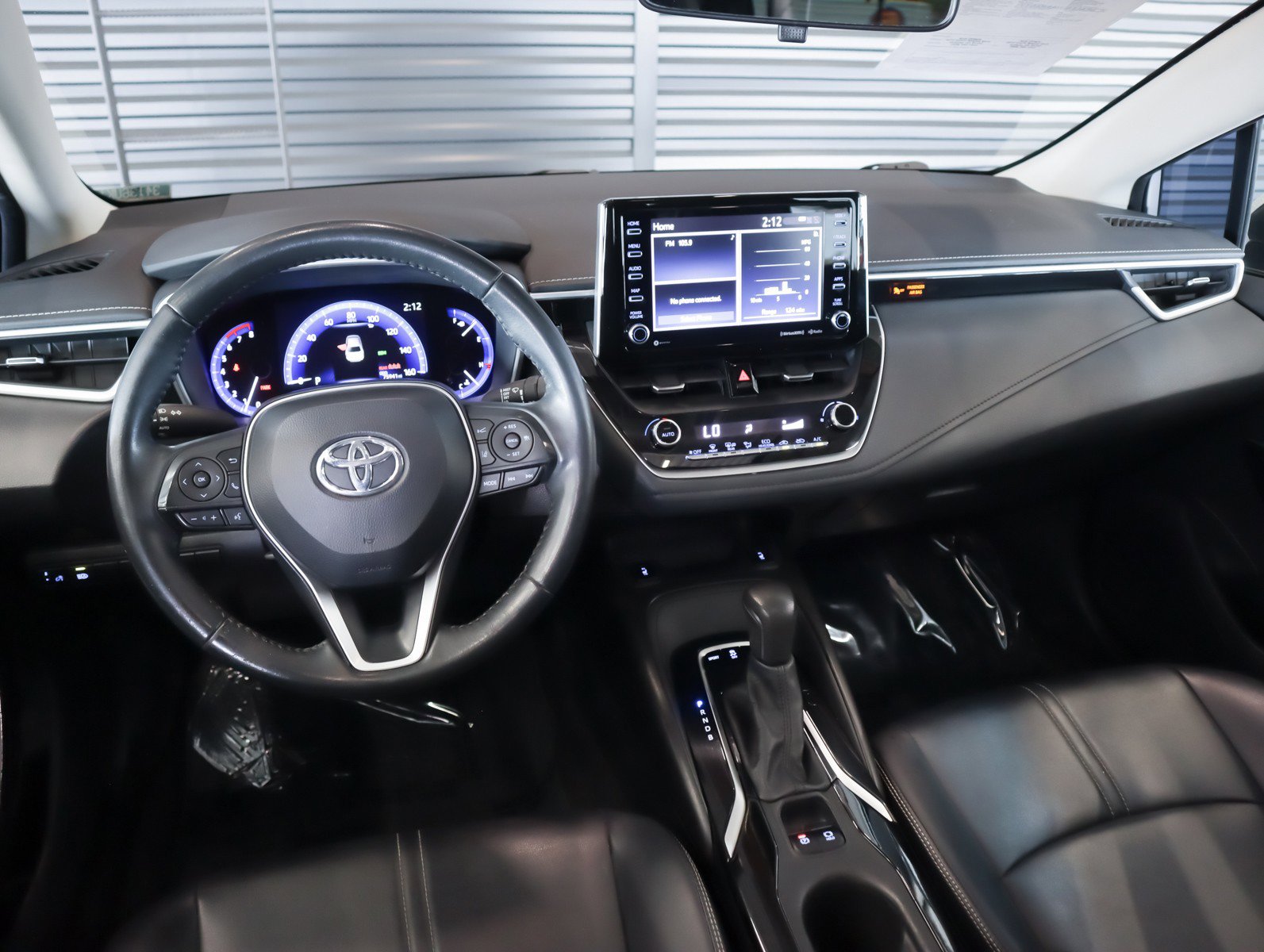 Used 2020 Toyota Corolla XLE w/ Carpet Mat Package (TMS) FWD image 22