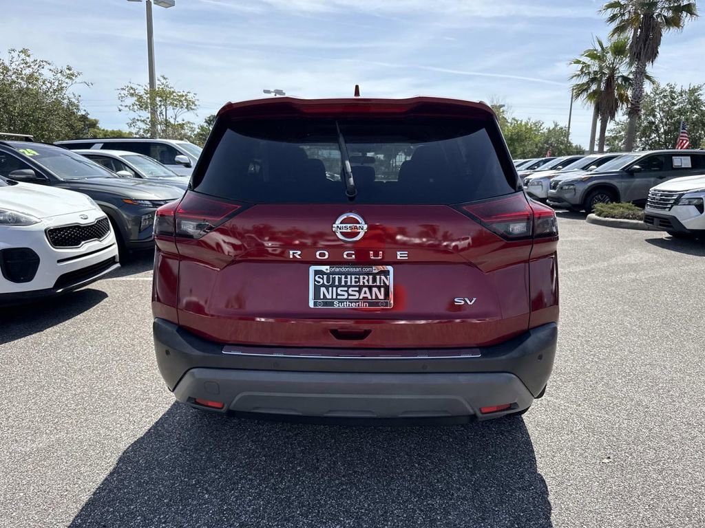Certified 2021 Nissan Rogue SV FWD image 5