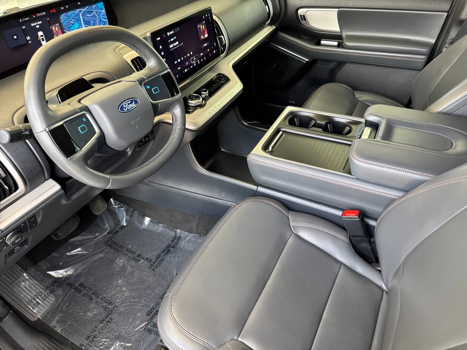 Used 2025 Ford Expedition Max Active AWD/4WD image 11