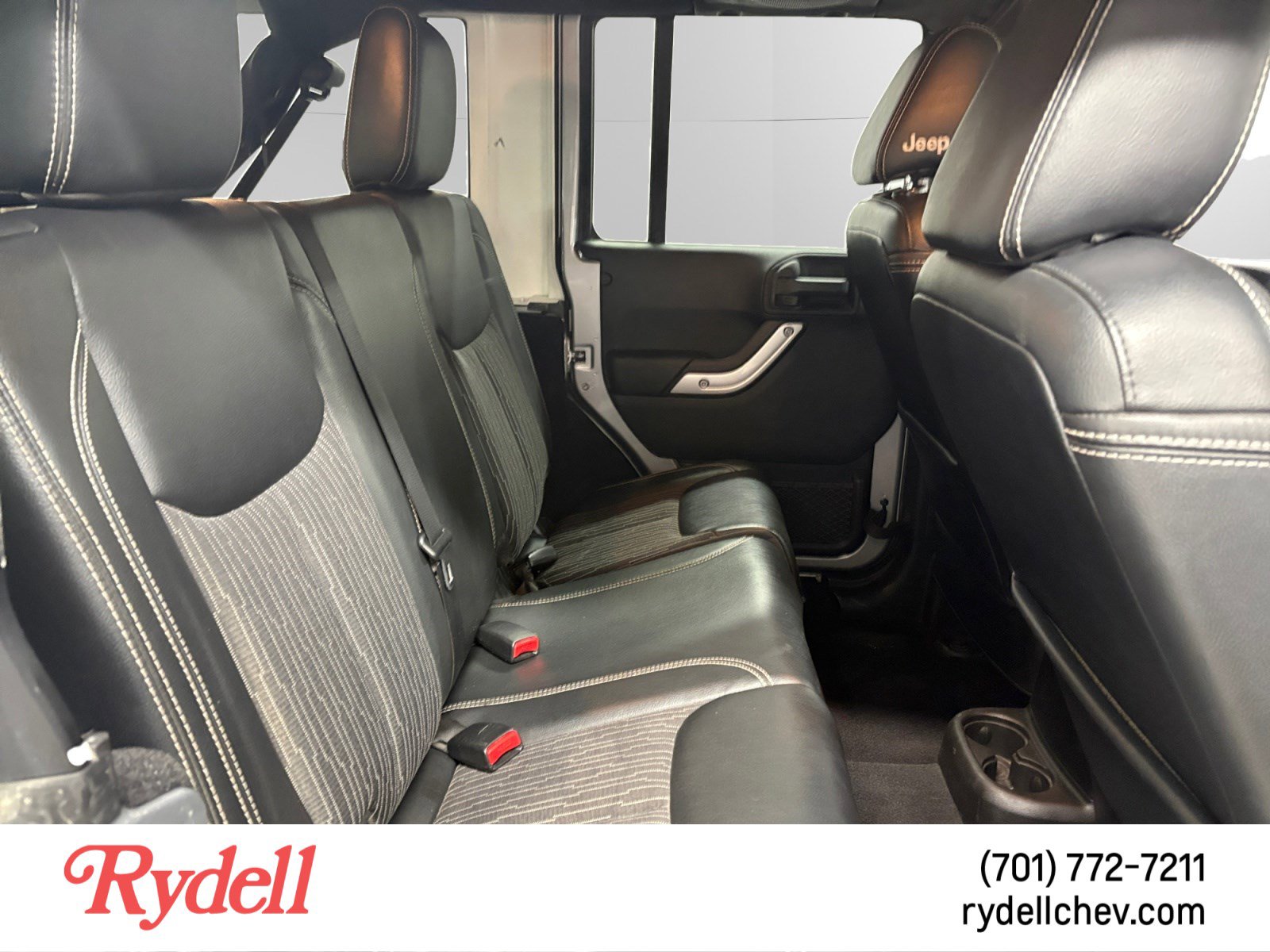 Used 2013 Jeep Wrangler Unlimited Sport AWD/4WD image 17