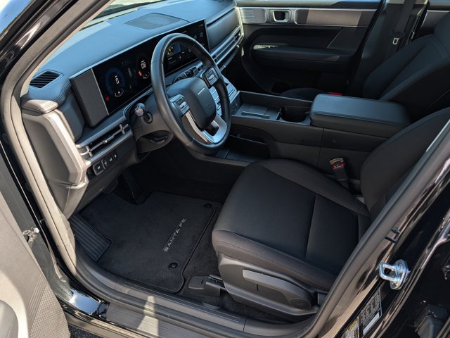 Used 2026 Hyundai Santa Fe SE FWD image 9