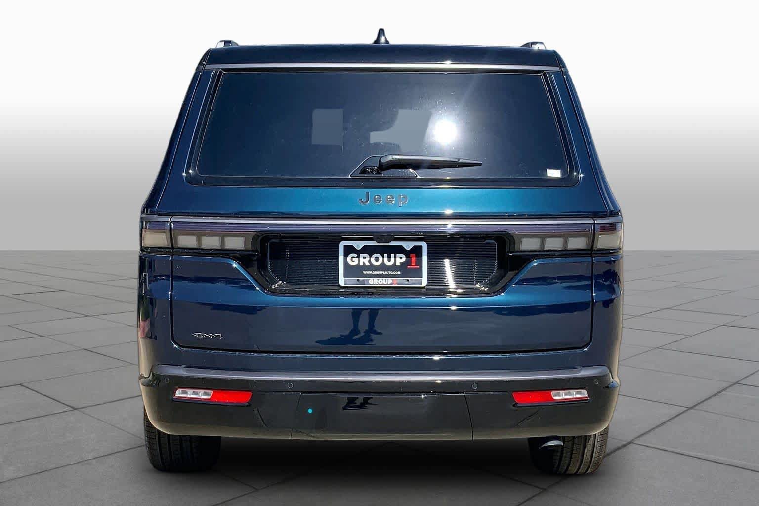 New 2026 Jeep Grand Wagoneer Summit w/ Rear Seat Video Group I AWD/4WD image 4