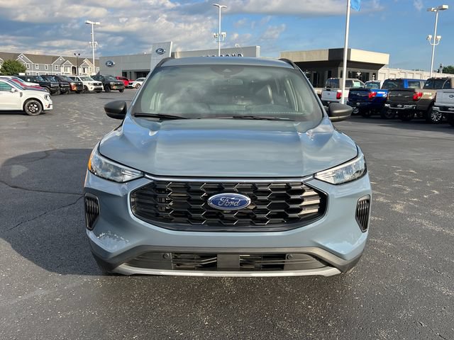 Certified 2025 Ford Escape ST-Line w/ Tech Pack #1 AWD/4WD image 2
