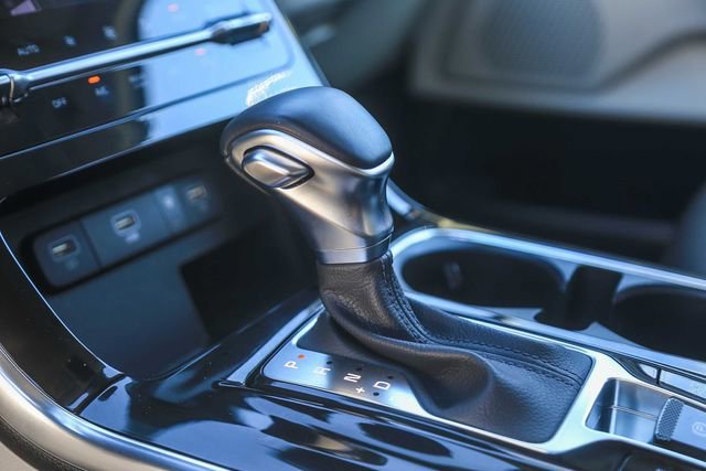 Certified 2024 Kia Carnival EX image 23