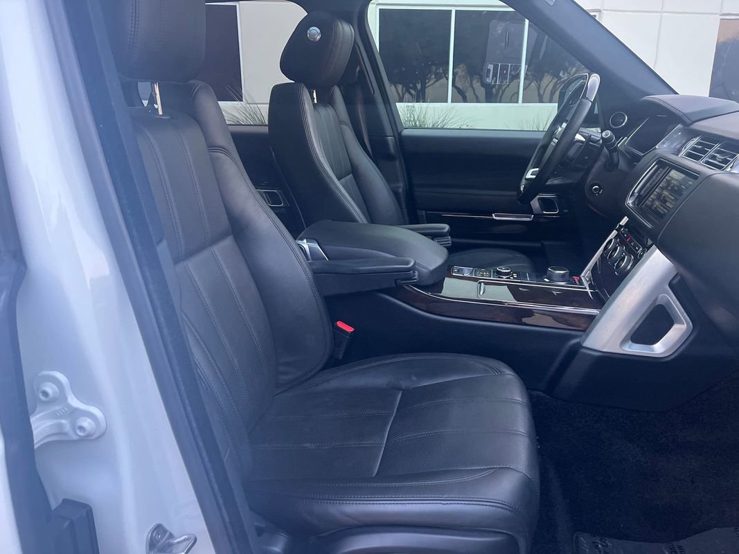 Used 2015 Land Rover Range Rover Supercharged image 21
