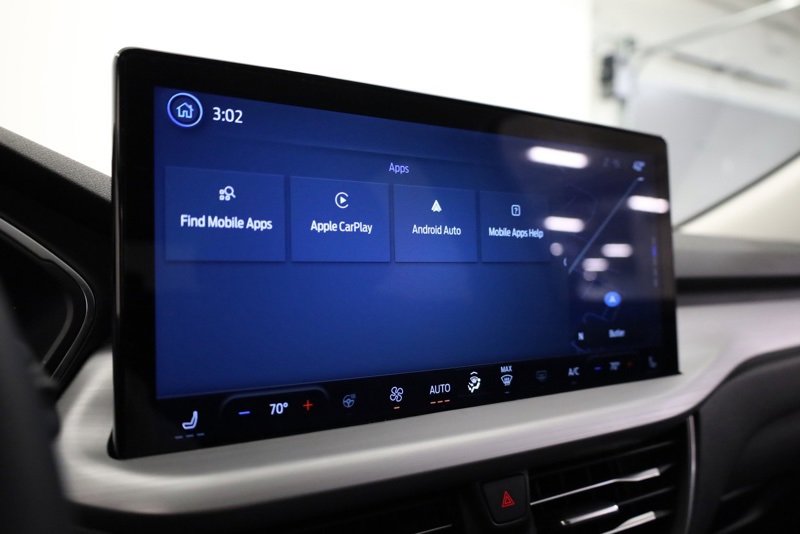 Used 2023 Ford Escape Platinum image 18