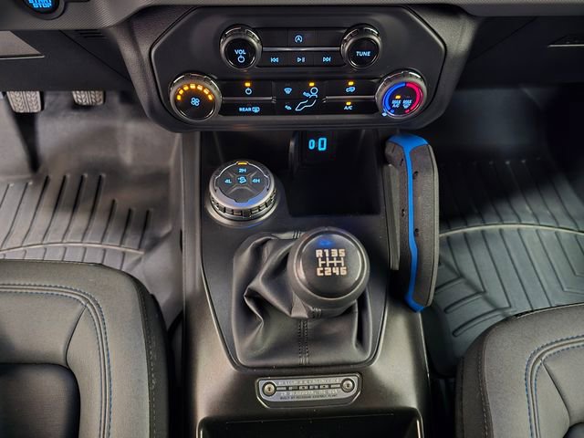 Used 2023 Ford Bronco Black Diamond image 23