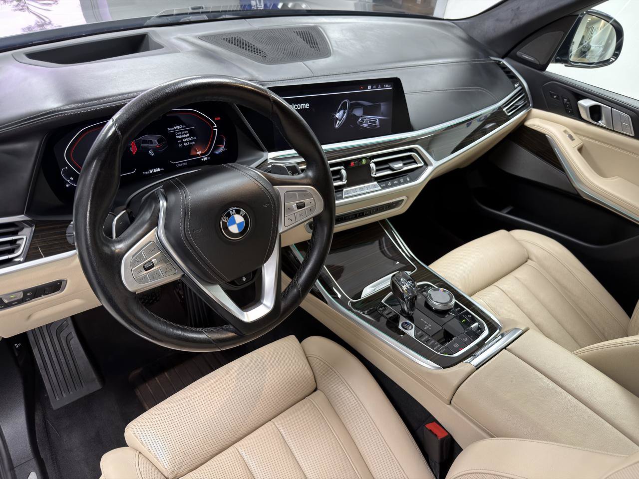 Used 2021 BMW X7 xDrive40i w/ Executive Package AWD/4WD image 27