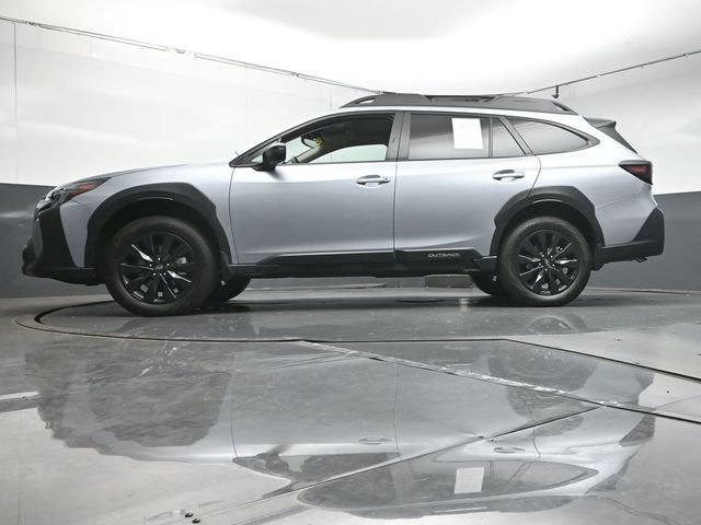 Used 2024 Subaru Outback Onyx Edition AWD/4WD image 39