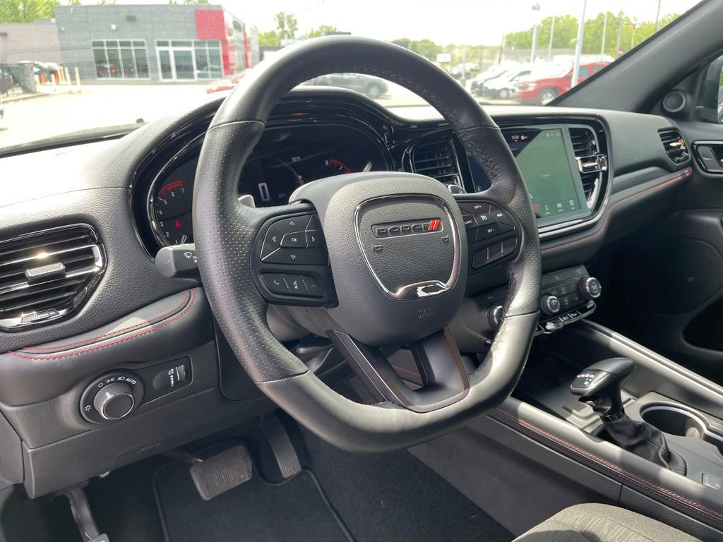 Used 2023 Dodge Durango R/T w/ Blacktop Package AWD/4WD image 16