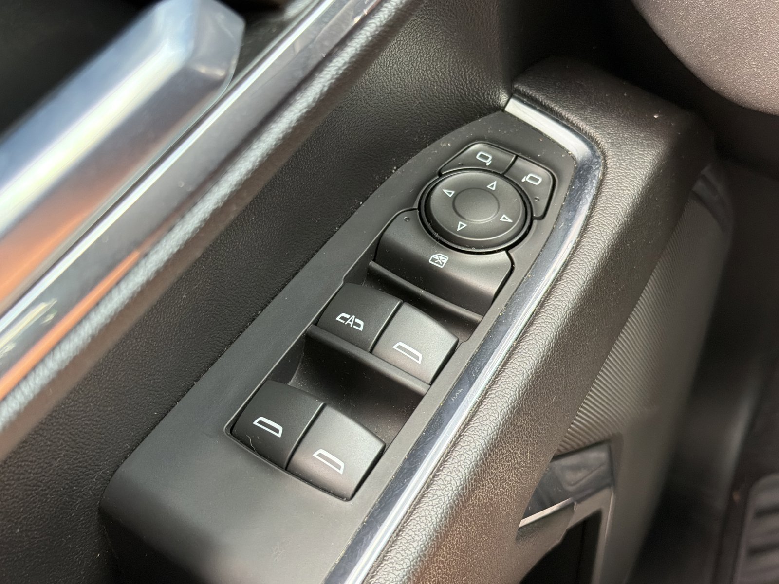 Used 2023 GMC Sierra 1500 Elevation AWD/4WD image 18