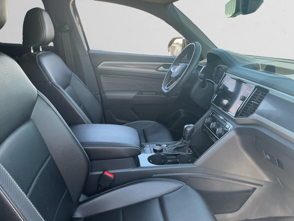 Used 2021 Volkswagen Atlas Cross Sport SEL AWD/4WD image 15