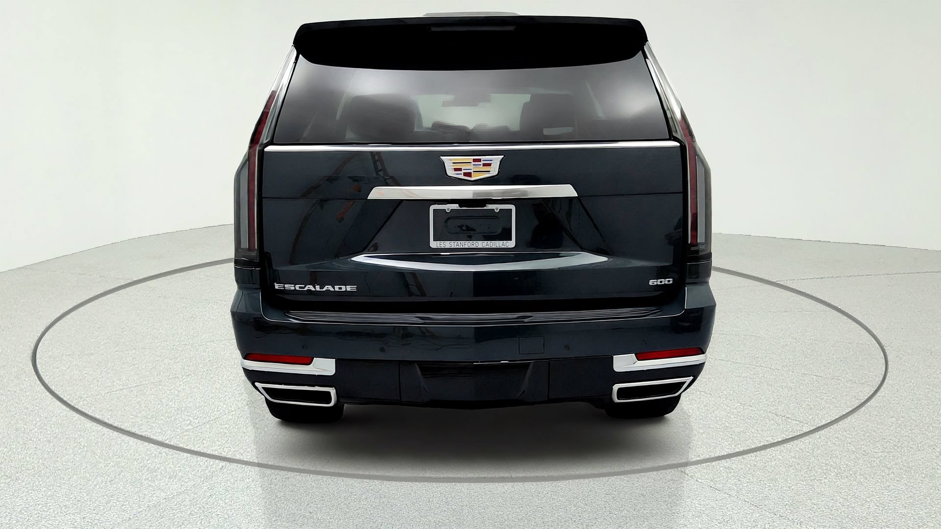 Used 2026 Cadillac Escalade Luxury w/ Touring Package AWD/4WD image 4