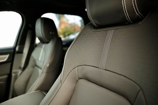 New 2026 Jaguar F-PACE R-Dynamic S image 21