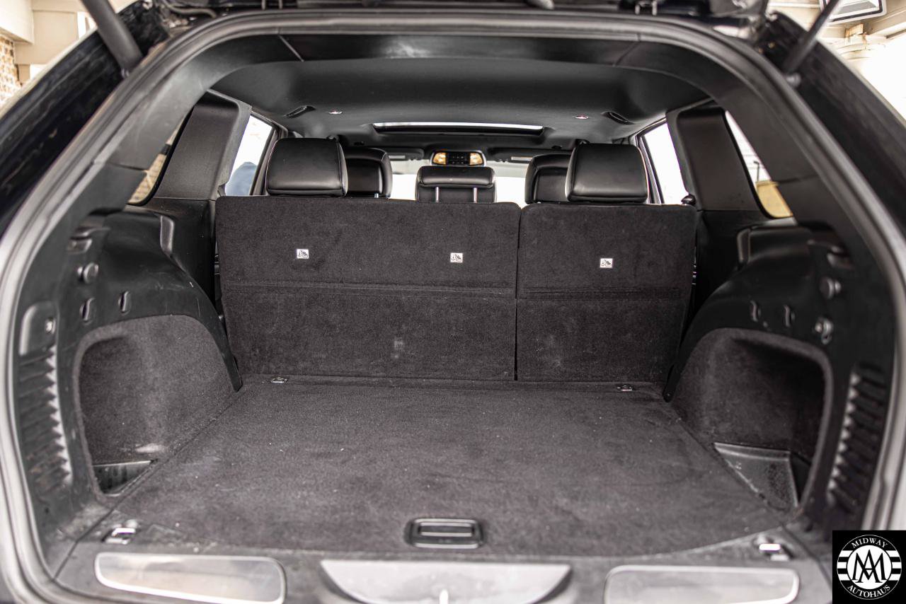 Used 2019 Jeep Grand Cherokee Limited AWD/4WD image 10