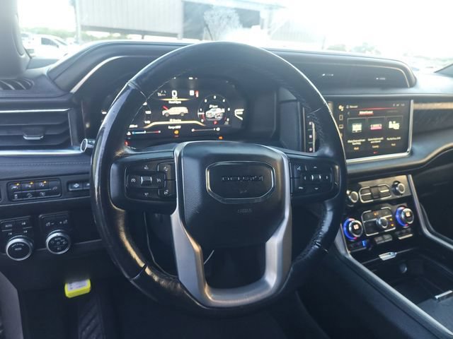 Used 2022 GMC Yukon Denali AWD/4WD image 7