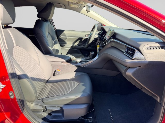 Used 2024 Toyota Camry SE FWD image 15